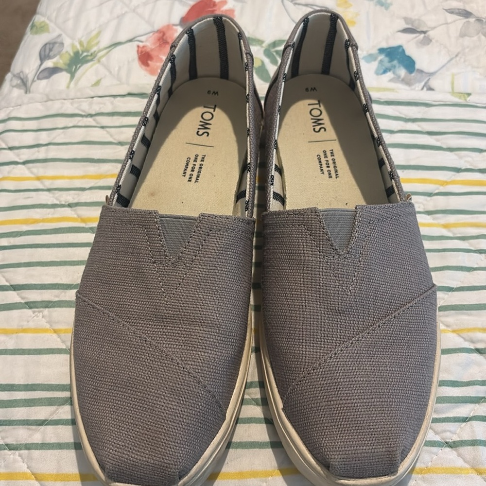 Toms Gray Casual Canvas Slip-On Loafers